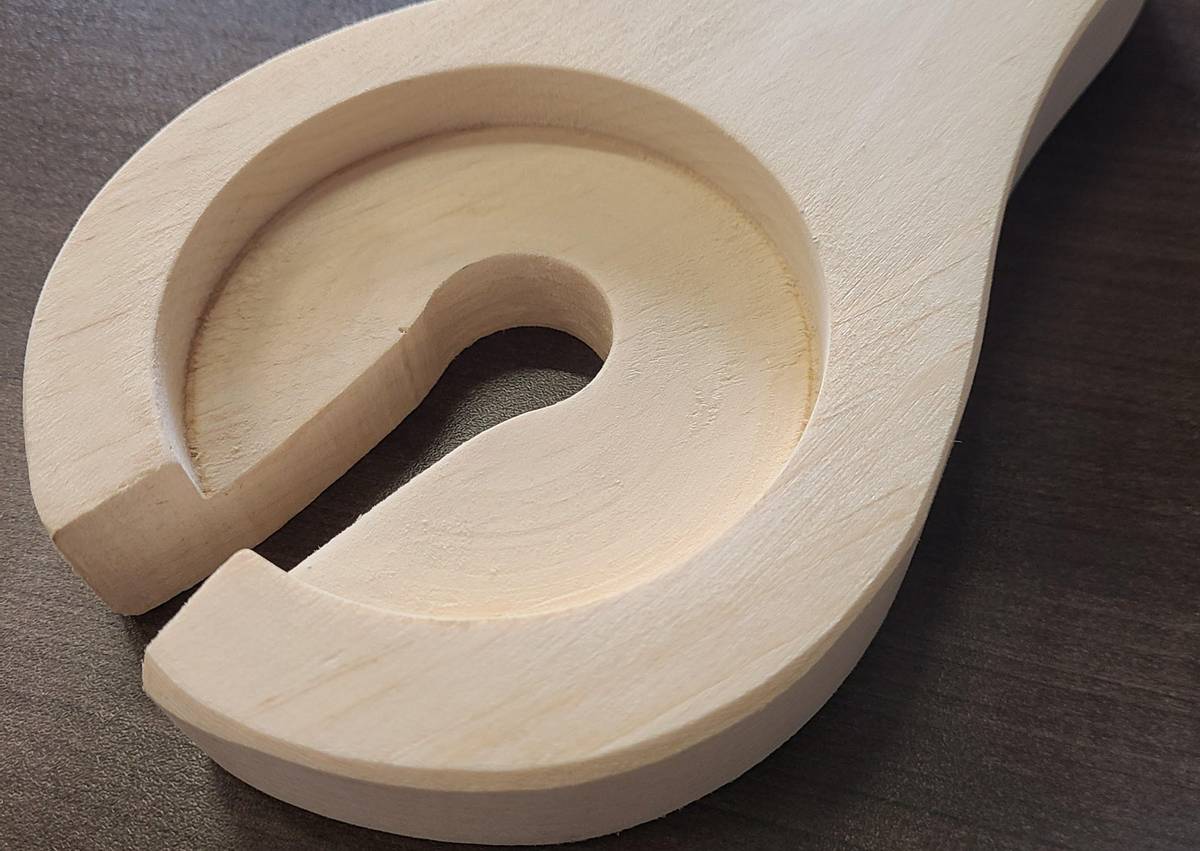 Vin, glass og koppholder - Sedertre -  Bestillingsvare - kontakt oss på epost