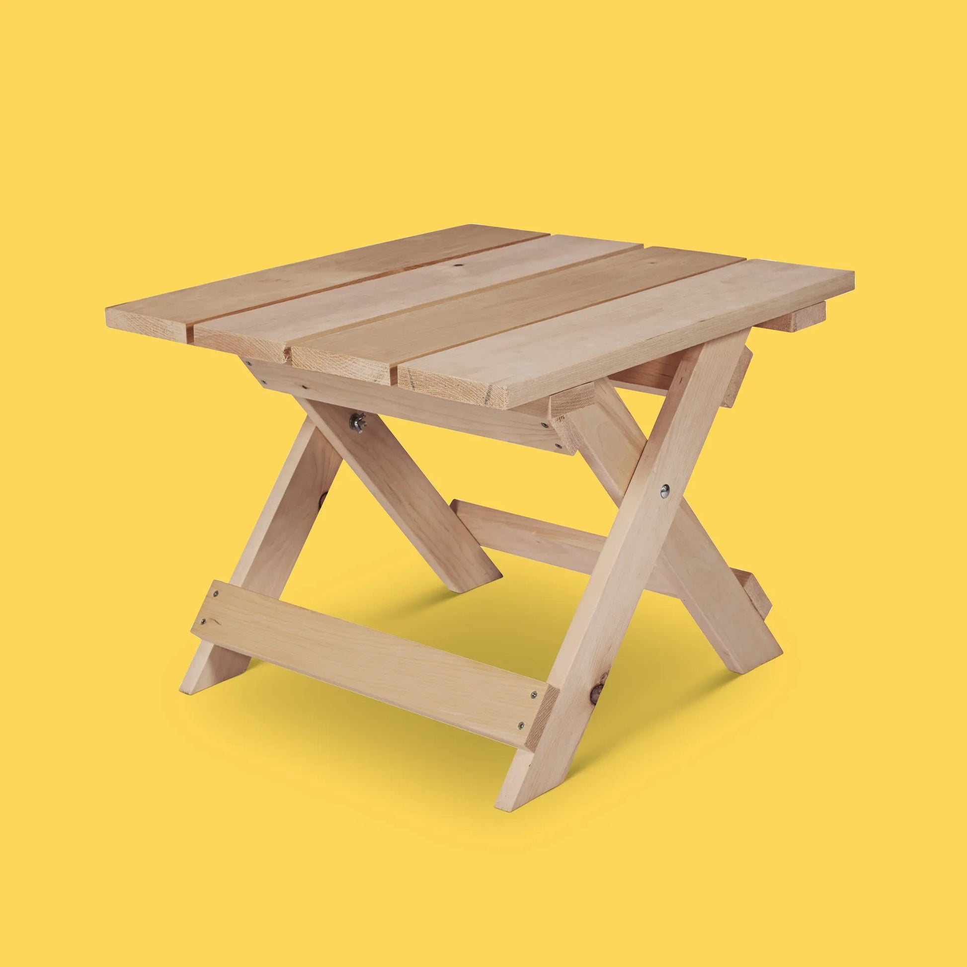 Canadian Outdoor Caribou Lodge Sidebord i sedertre
