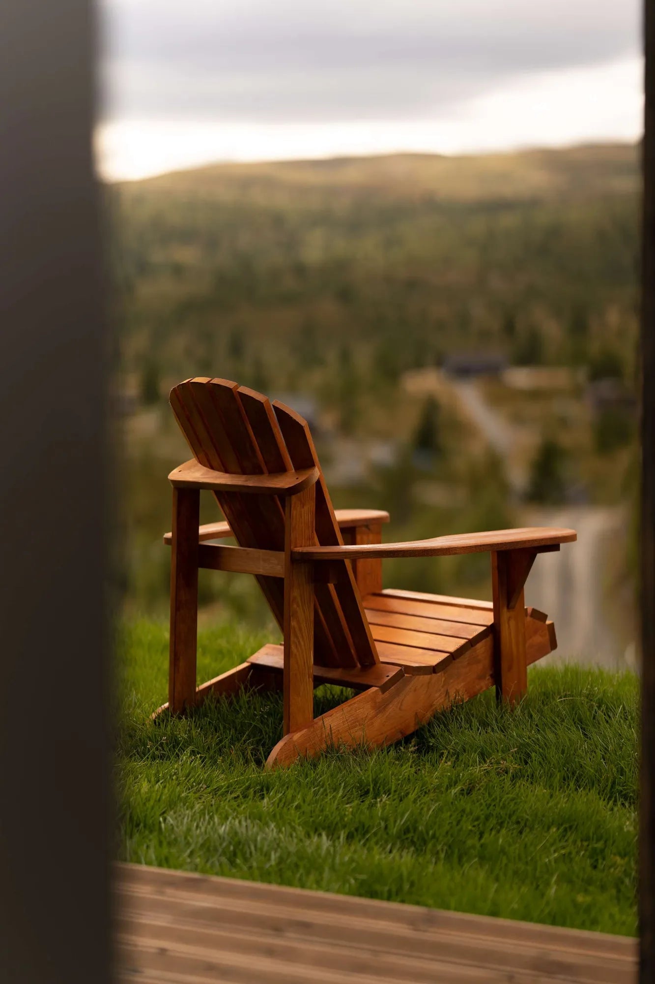 Canadian Outdoor Muskoka Pine Sidebord på terrasse