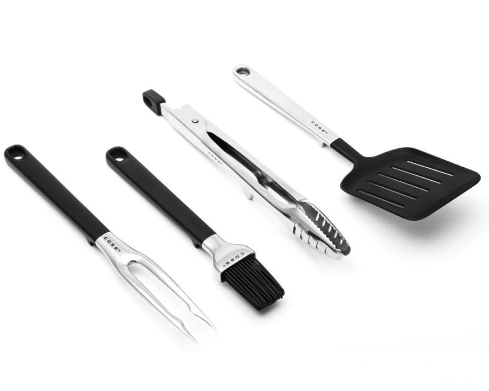 4 delers grillsett vist pr del på hvit bakgrunn
