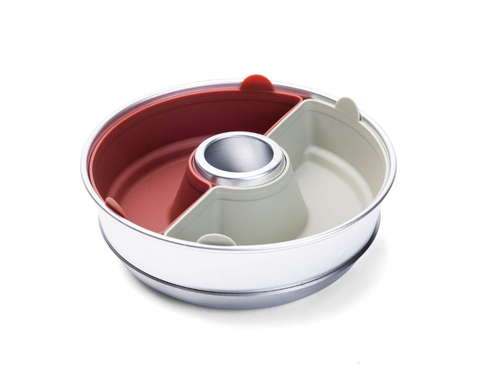 silikonformer vist med 2 deler i bruk i rødbrun og grå