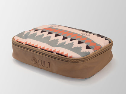 CULT Surfebag i bruk, pakket med surfeutstyr