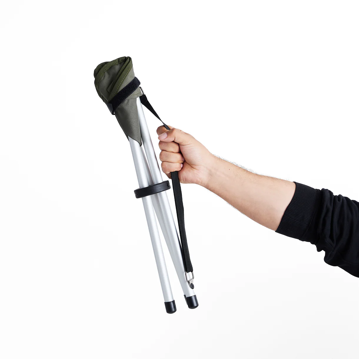 tripod stol sammenslått på hvit bakgrunn
