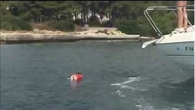 Anchorroll - Ankermarkør med selvjusterende tripline - Fender Design - Fritidsshoppen.noanchorrollankerbåt