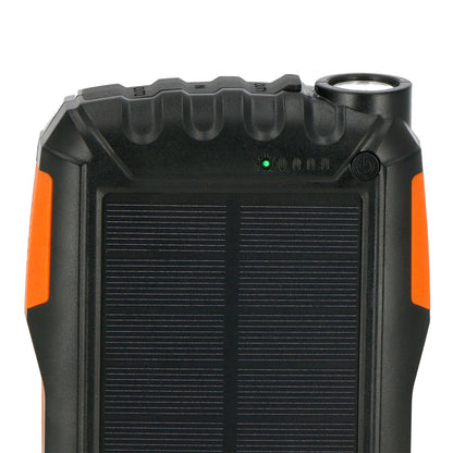 “Doite Fenix powerbank med solcellepanel for lange turer”