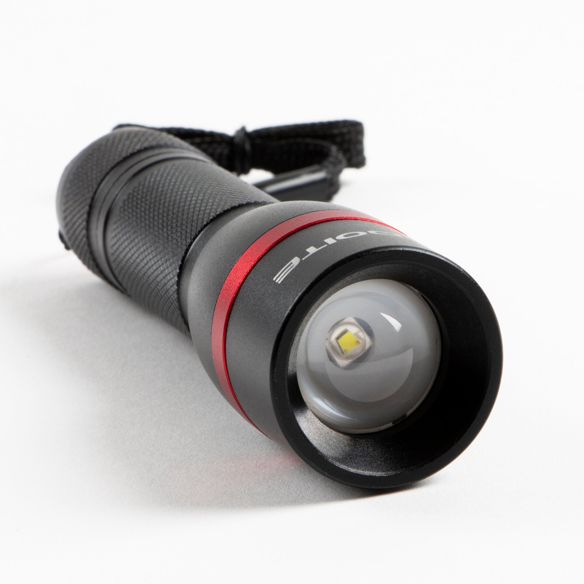 Doite Torr Lommelykt – 80 lumen, kompakt og regnbestandig - Fritidsshoppen.noDoiteDoite Lommelykt Lys Turutstyr Camping Beredskap Nødutstyr Hodelykt og lommelykt 80 lumen Regnbestandig Friluft Outdoor Kompakt lykt FritidsshoppenDoitelykt