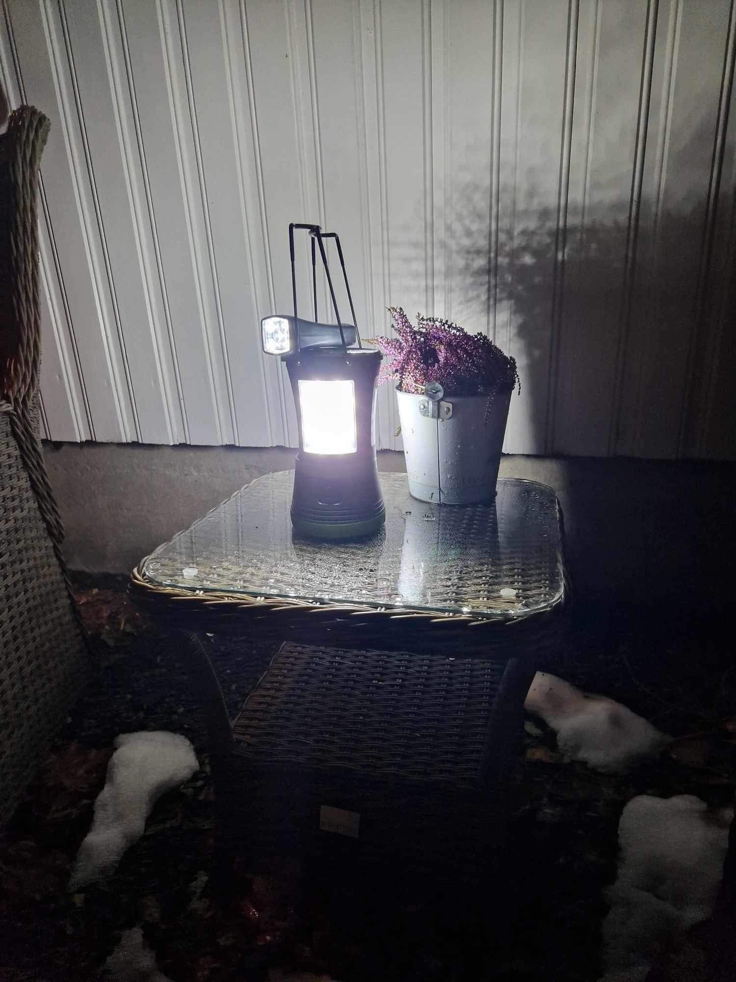 Multi lykt oppladbar Eurotrail - supersmarte løsninger - Fritidsshoppen.nobobilcampingcaravan