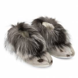 Ulloriaq hjemmesko i sort inuitisk selskinn med sølvræv-trim – Great Greenland