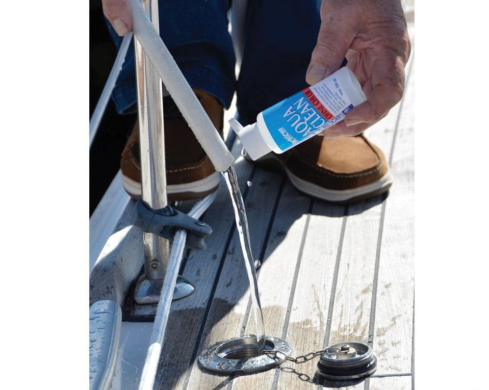 Vannrensemiddel Aqua Clean 1000 10ml/100l flytende - Fritidsshoppen.nobobilbobilutstyrbåt